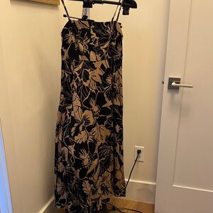 NwOT GAP Floral Black and Tan Sun Dress